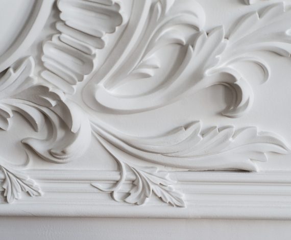 Luxury white wall design bas-relief with stucco mouldings roccoco element.